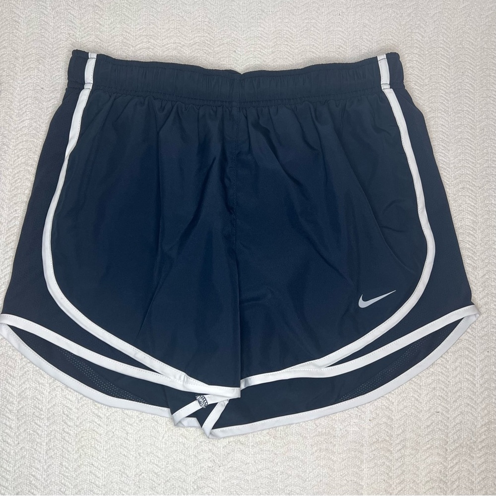 nike / navy and white dri fit temp running shorts size small